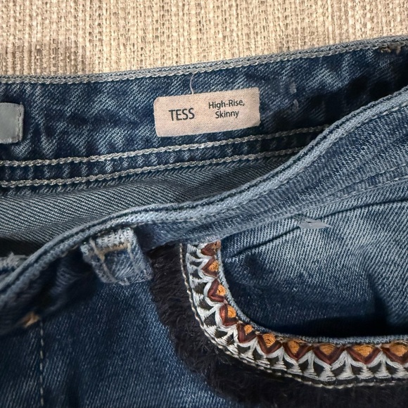 Mavi Jeans - Picture 10 of 16